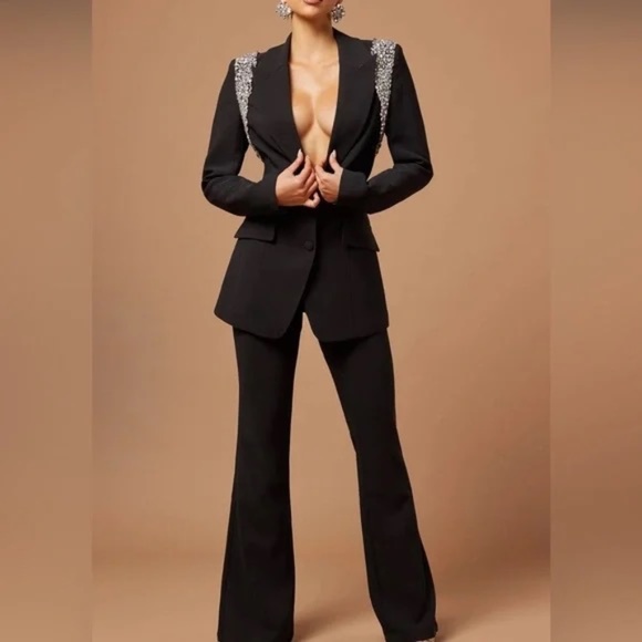 NWT Claire Embellished Suit Fashion Nova Size XL - Picture 1 of 3